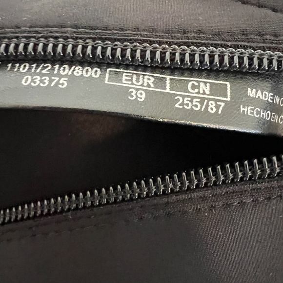 ZARA Black Booties - Stretch - MISMATCHED - Right is a 9 Left is a 10 - Picture 11 of 12